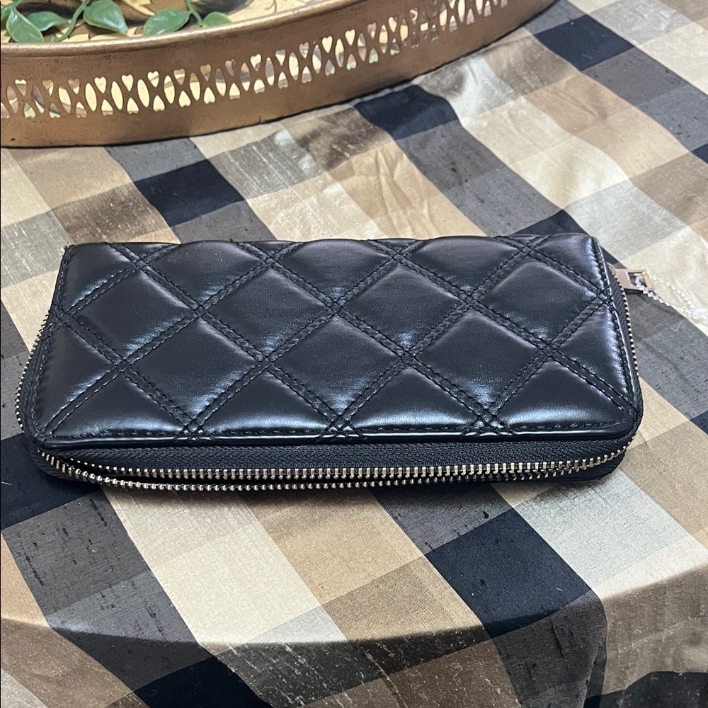 Source Unknown Black Quilted Zip-Around Wallet Wi… - image 3